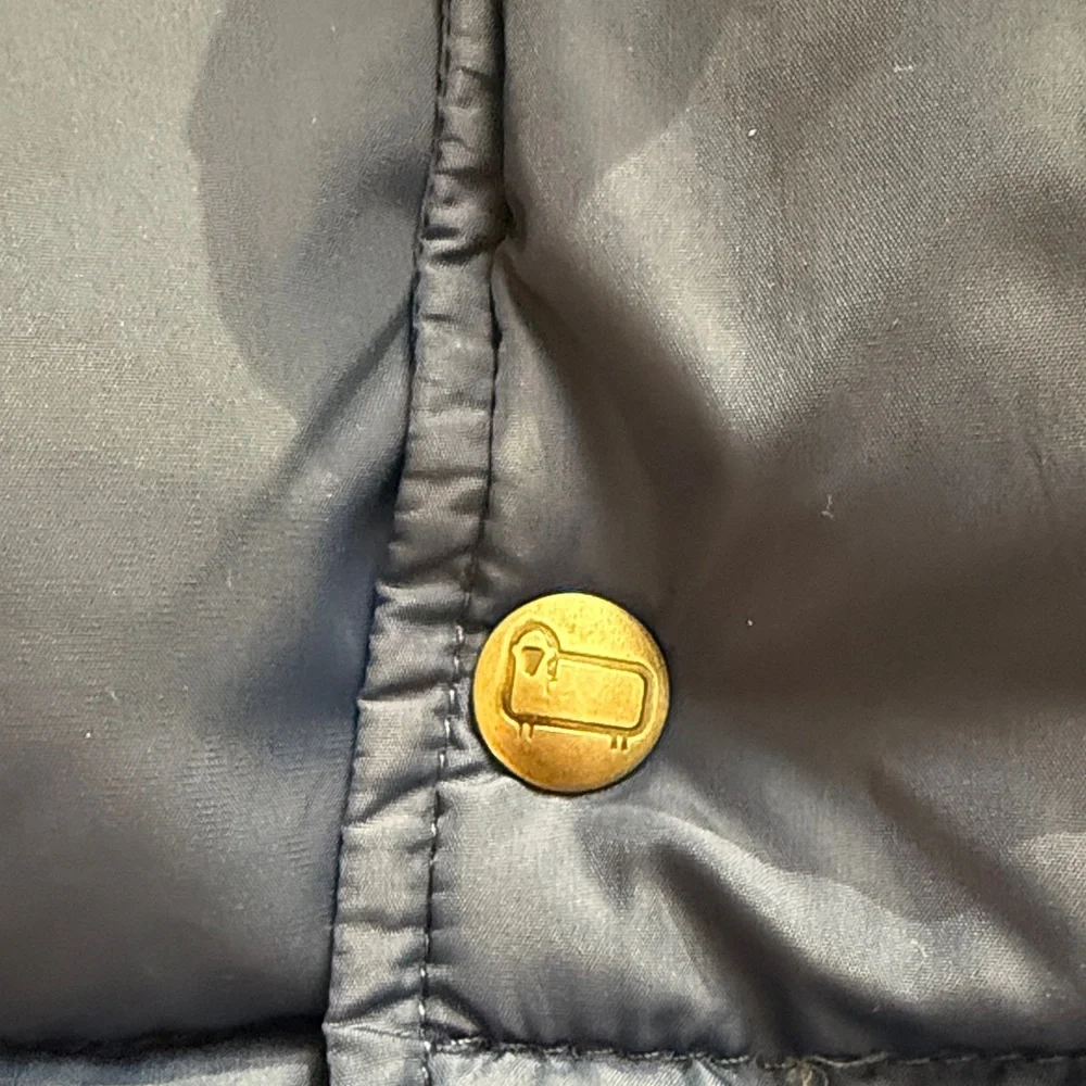 Vintage Woolrich puffer vest - Picture 7 of 17